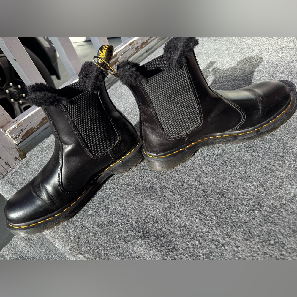 Dr. Martens Leonore fur Boots - Picture 8 of 9
